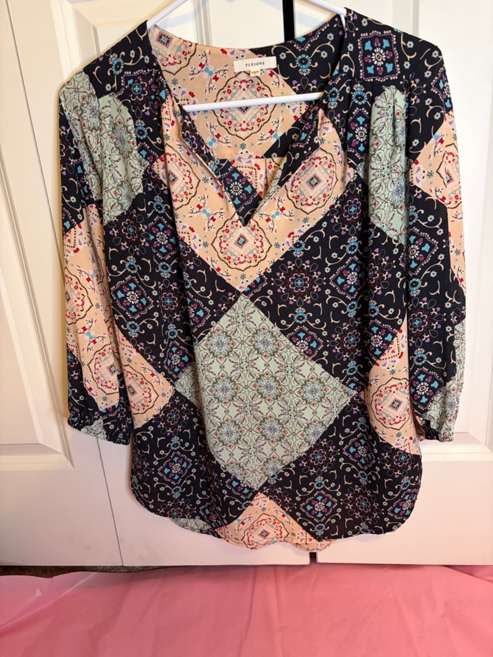 Pleione Patchwork Print V-Neck Blouse in Navy, Cream & Mint